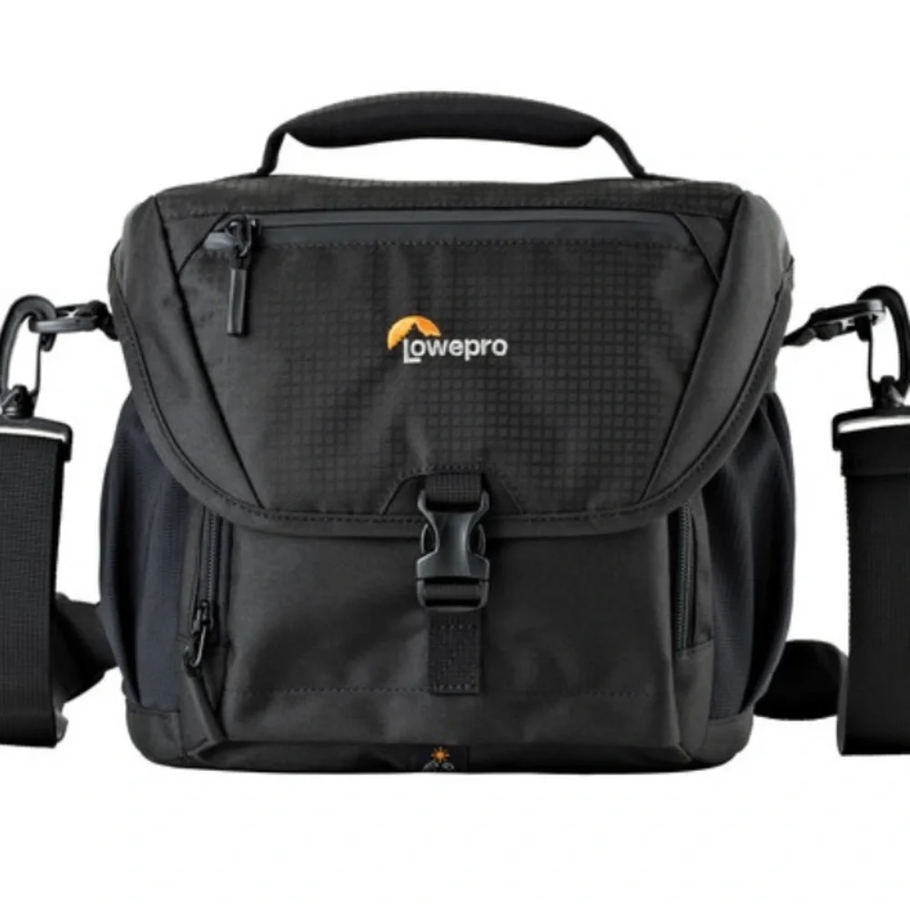 Canon Digital Camera with Interchangeable Lenses and LCD Screen with strap & bag